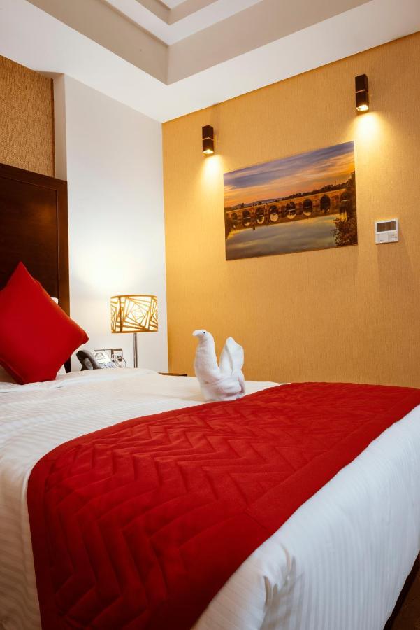 Horizon Hotel Basra エクステリア 写真